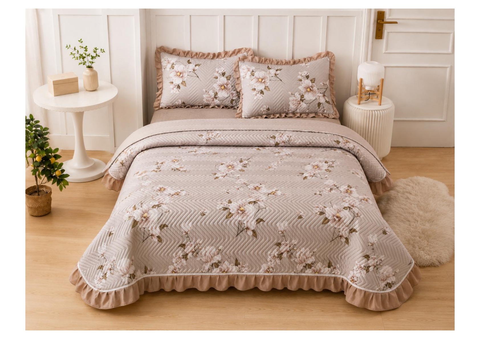 Viaan Collection Beige Magnolia Bed Cover Set